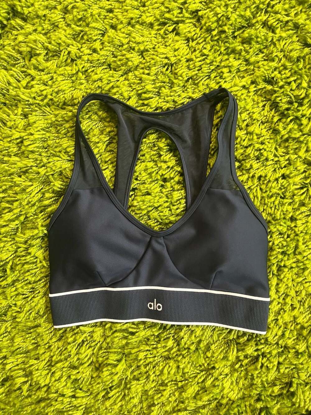 Alo Yoga Airlift Suit Up Bra Black White